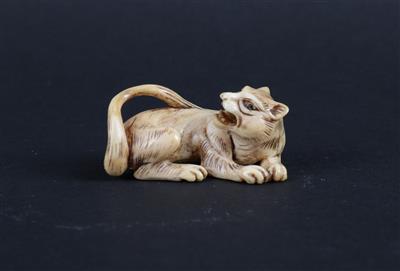 Netsuke eines Tigers, - Asiatica