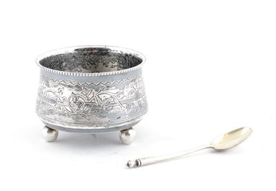 Moskauer Silber Gewürzschälchen mit ergänztem Löffel, - Antiques