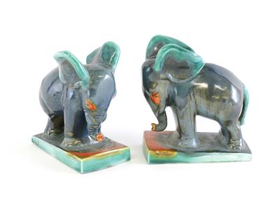 Paar Elefanten-Buchstützen, - Antiquariato