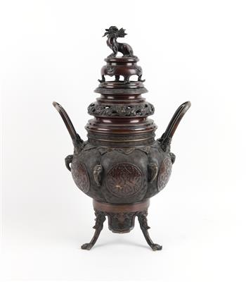 Bronze koro, - Summer auction Antiques