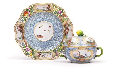 Kleine Deckelterrine mit Presentoir, - Summer auction Antiques