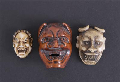 3 Masken-Netsuke, - Asiatische und Islamische Kunst