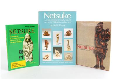 Konvolut von 3 Büchern über Netsuke: - Starožitnosti