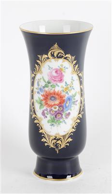 Vase, - Antiques