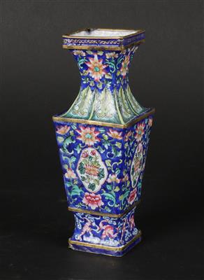 Email-Vase, - Antiquitäten