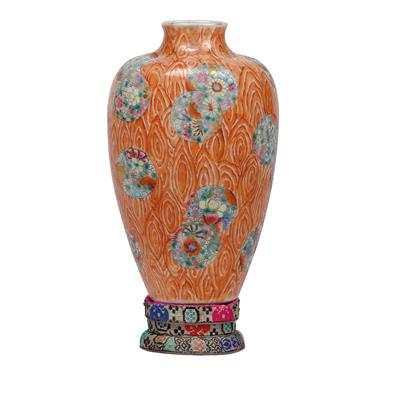 Famille rose Mille Fleurs Vase, China, rote Qianlong Marke, Republik Periode - Antiquitäten