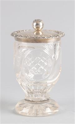 Biedermeier Sockelglas mit Silberdeckel, - Silver