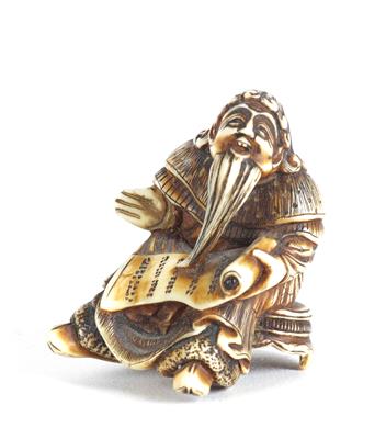 Netsuke eines Gelehrten mit Schriftrolle, - Starožitnosti