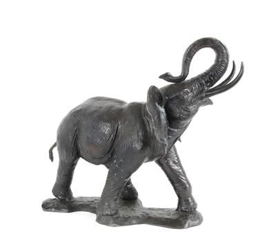 Großer Bronze Elefant, - Antiques