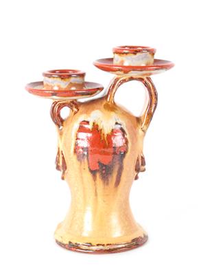 Zweiarmiger Kerzenständer, - Letní aukce Starožitnosti