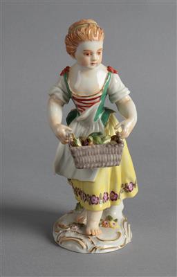 Gärtnerkind-Mädchen mit Gemüsekorb, - Glass, porcelain and ceramics