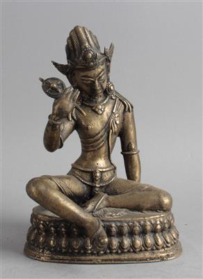 Sitzende Bronzefigur eines Bodhisattva, - Works of Art