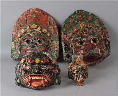 Vier Masken, - Antiquitäten