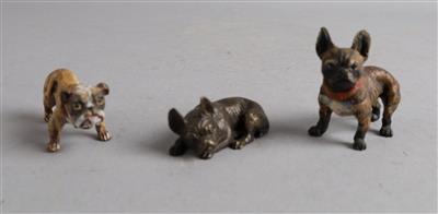 Drei Wiener Bronze Bulldoggen, - Antiquitäten