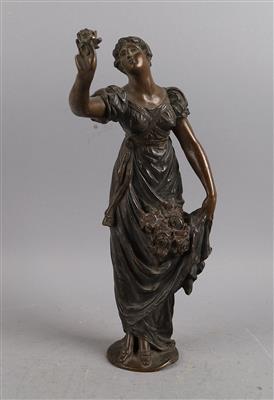 Bronze, Junge Dame mit Rosen, - Works of Art
