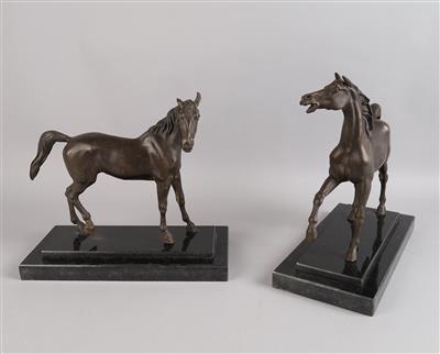 2 Pferdeskulpturen, - Works of Art