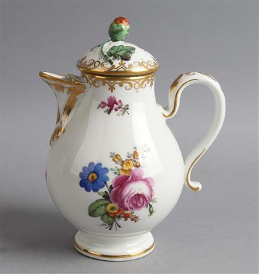 Kanne mit Deckel und Blumen, Kaiserliche Manufaktur Wien, um 1760, - Antiquariato