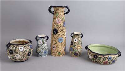 3 Jugendstil Vasen, 1 Übertopf, 1 Schale, - Antiquitäten