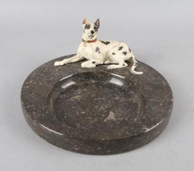 Steinschale mit Hund, - Antiquitäten