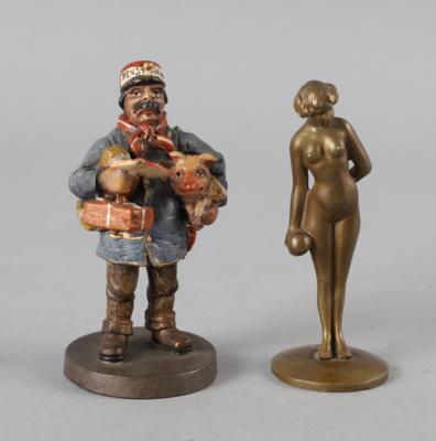 Zwei Wiener Bronzen, Dienstmann und Frauenakt, - Starožitnosti