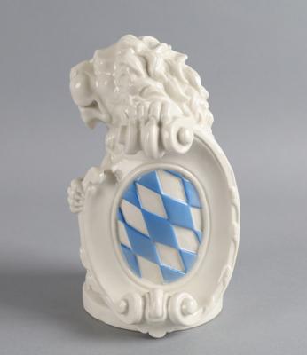 Löwe mit bayerischen Wappen, Nymphenburg, - Starožitnosti