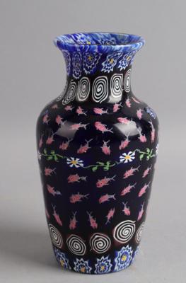 Millefiori Vase mit Fischdekor, - Antiquariato