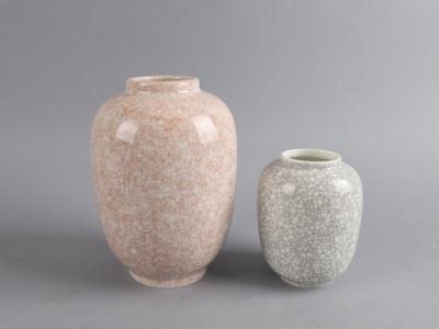 Zwei Vasen mit Craquelé-Glasur, Wiener Porzellanmanufaktur Augarten, um 1955 - Antiquitäten
