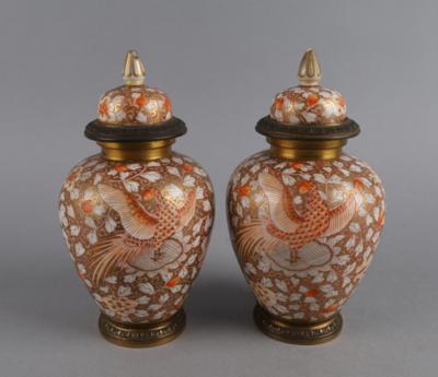 Paar Fukagawa Deckelvasen, Japan, 19./20. Jh., - Antiquitäten