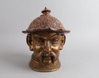 Tabakdose in Form eines Chinesenkopfes mit Hut, - Antiquariato