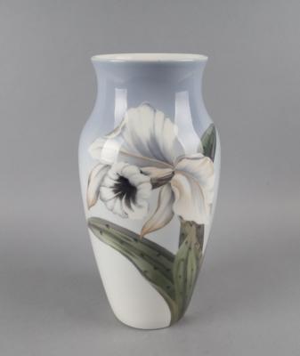 Vase mit Blütendekor, Royal Copenhagen, 1961 - Antiquariato