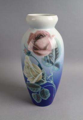 Vase mit Rosendekor, Porzellanfabrik Dr. Widera  &  Co, Eichwald, um 1900 - Starožitnosti