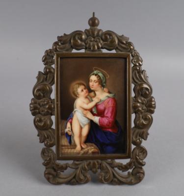 Porzellanbild "Madonna mit Kind", - Antiquitäten