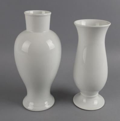 Paar Vasen, Wiener Porzellanmanufaktur Augarten, - Antiquitäten