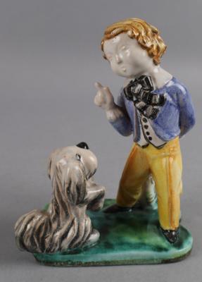 Knabe mit Hund, wohl Gmundner Keramik, um 1930/40 - Antiquitäten