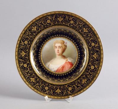 Teller mit Porträt "Henriette Prinzessin von Modena", - Works of Art