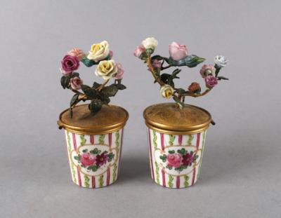 Paar Tintenfässer in Form von Miniatur-Blumenstöcken, - Antiquitäten