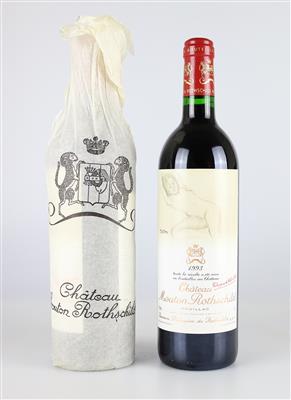1993 Château Mouton Rothschild, Bordeaux, 90 CellarTracker-Punkte, 2 Flaschen - Die große Oster-Weinauktion powered by Falstaff
