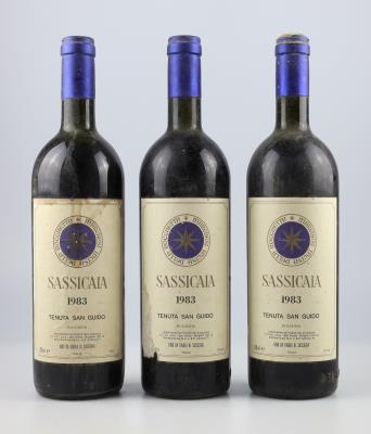 1983 Sassicaia Vino da Tavola, Tenuta San Guido, Toskana, 90 Cellar Tracker-Punkte, 3 Flaschen - Die große Oster-Weinauktion powered by Falstaff