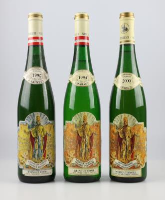 1994 Grüner Veltliner Ried Schütt Smaragd, 2000 Grüner Veltliner Ried Loibenberg Smaragd, 1990 Riesling Ried Paffenberg Kabinett, Wachau, 3 Flaschen - Víno a lihoviny