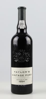 1994 Taylor's Vintage Port DOC, Portugal, 100 Wine Spectator-Punkte, 0,75 l - Die große Oster-Weinauktion powered by Falstaff