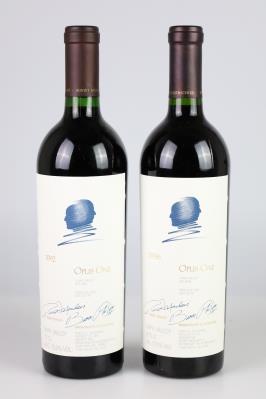 1992, 1996 Opus One, Opus One Winery, Kalifornien, 93 Cellar Tracker-Punkte, 2 Flaschen - Die große Herbst-Weinauktion powered by Falstaff