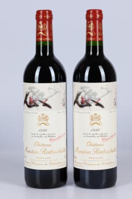 1996 Château Mouton Rothschild, Bordeaux, 97 Parker-Punkte, 2 Flaschen - Die große Frühjahrs-Weinauktion powered by Falstaff