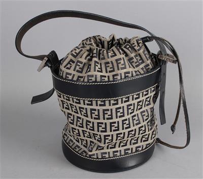 FENDI Bucket Bag - Vintage fashion and acessoires