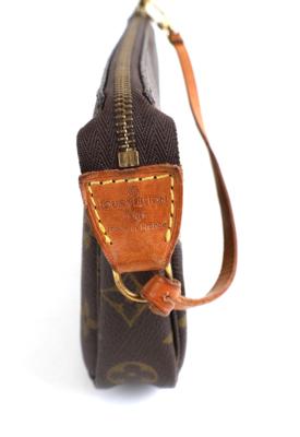LOUIS VUITTON Lady Tiger Sonnenbrille, - Handtaschen & Accessoires  2023/10/05 - Starting bid: EUR 200 - Dorotheum
