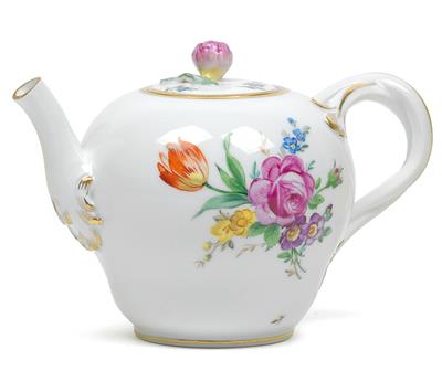 A small teapot with lid, - Glass and porcelain