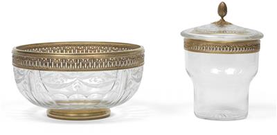 A lidded ice or caviar bowl with a dish for crushed ice, with silver gilt mount, - Sklo, Porcelán