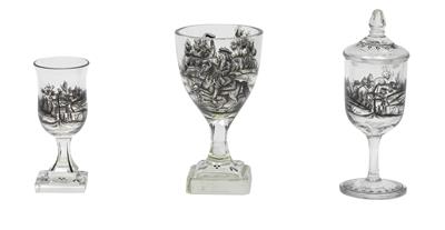 Two goblets with square plinth, - Vetri e porcellane