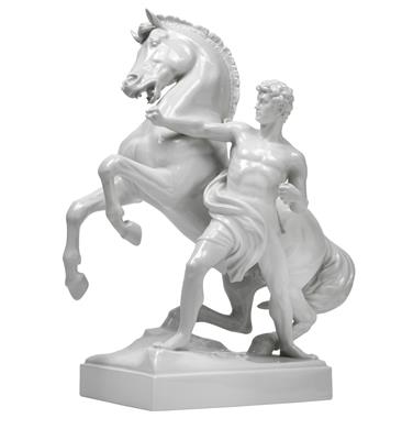 A figure of horse tamers, - Sklo, Porcelán