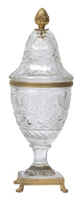 A vase with lid and gilt bronze mount, - Sklo, Porcelán