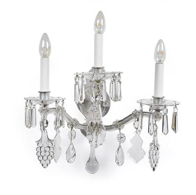 Lobmeyr – A pair of wall mounted sconces - Glass and porcelain